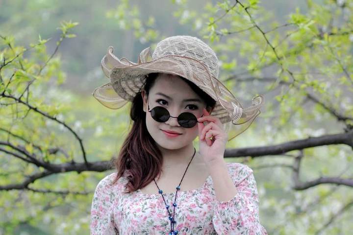 大邑春天赏花好去处:大坪山千亩李花怒放