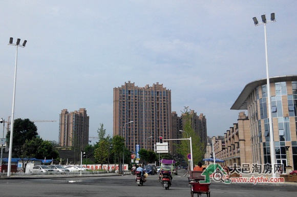 城市绿洲2018年8月最新施工进度情况