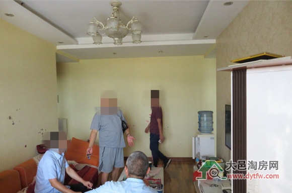 半城理想一套高层住宅11月25日以4331元/平拍出