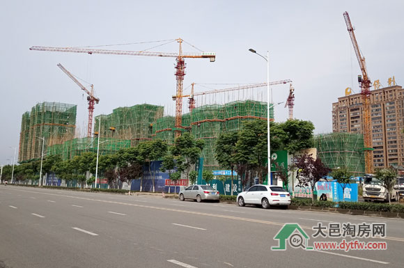 大邑保利中央公园11/12/25号楼今日取得预售许可