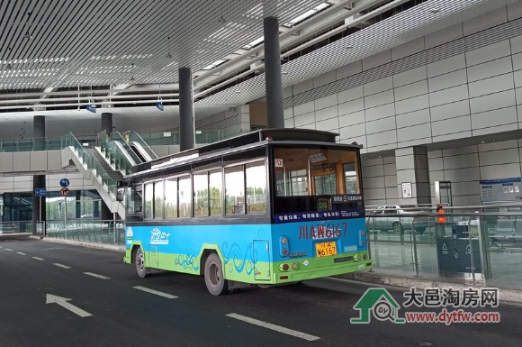 大邑1月27日起取消高铁站至内环线的106路公交