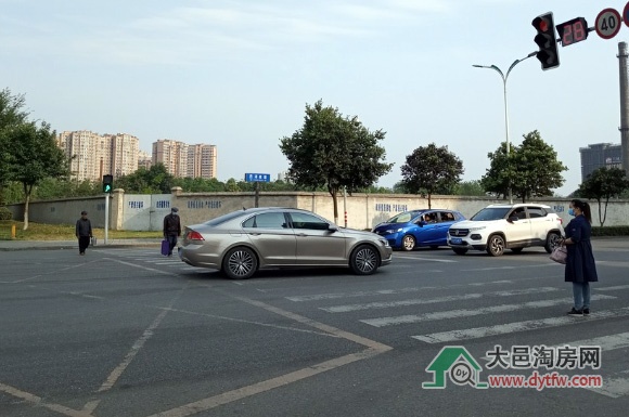 430万/亩起 大邑桃源西区一宗土地11月将拍卖