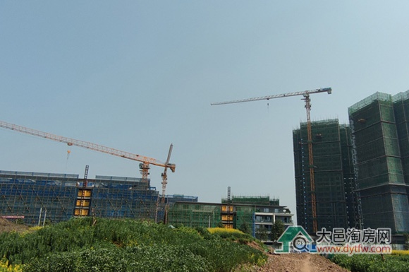 大邑邑城大院5号与6号楼上市销售 均价13200元/平