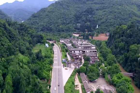 大邑鹤鸣镇两河口片区村庄规划编制服务招标