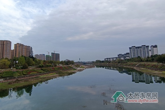 2023年2月大邑新房均价8322元/平 这样买房更省