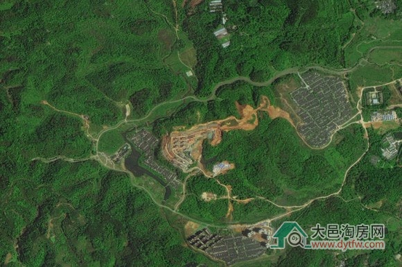 大邑云上片区商业用地以2821.5万元成功出让