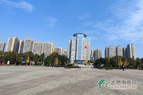 大邑县2023年住宅房价年度走势回顾与对比分析