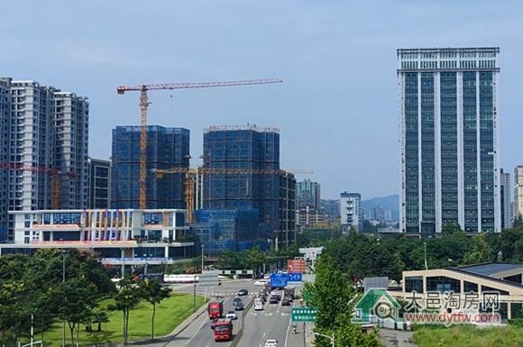 大邑南出入口节点:从拥堵到畅通无阻的华丽蜕变