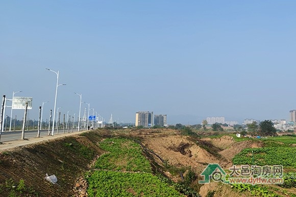 大邑县城王滩8号地块上市 起拍价297.71万/亩