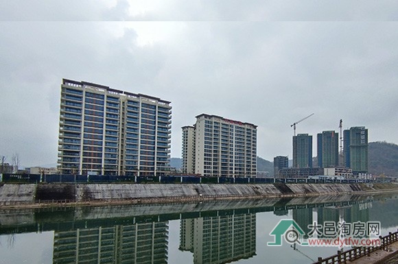 大邑县城五大主力板块房地产格局解析