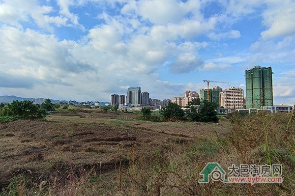 新房企加速布局 大邑王滩4号地块底价成交