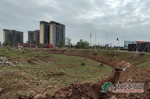 大邑王滩片区配套升级 燃气管道铺设工作有序展开