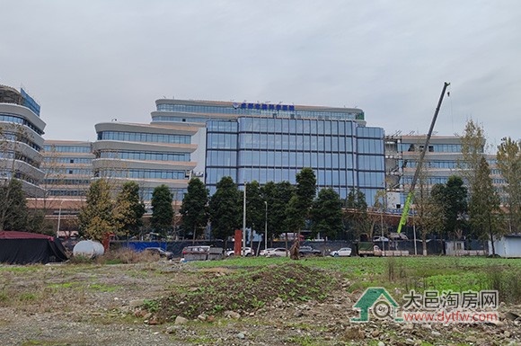 2025年11月成都市脑科学医院建设进入收官冲刺阶段