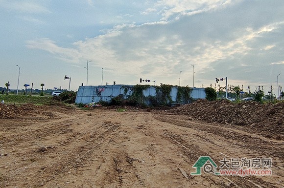 大邑斜江西路2025年11月动态:路基平整有序推进